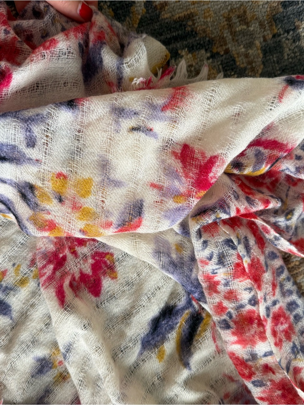 100% Wool Lucky Brand Floral Knit Scarf in White with Red, Blue & Yellow Accents - Picture 3 of 3